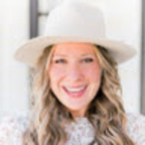 Meet your Posher, Danell